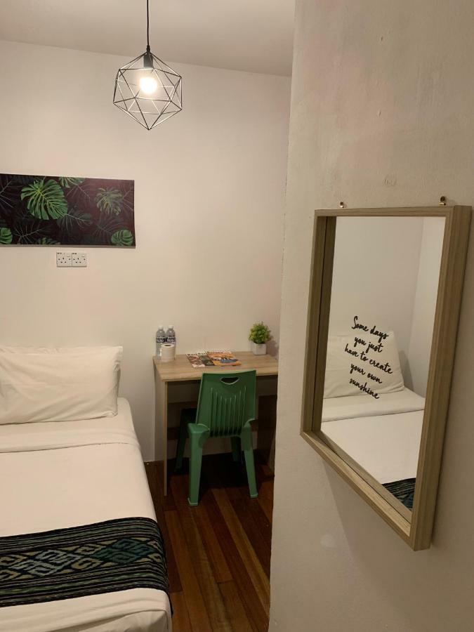 My Place Hotel & Lodge Kuching Ngoại thất bức ảnh