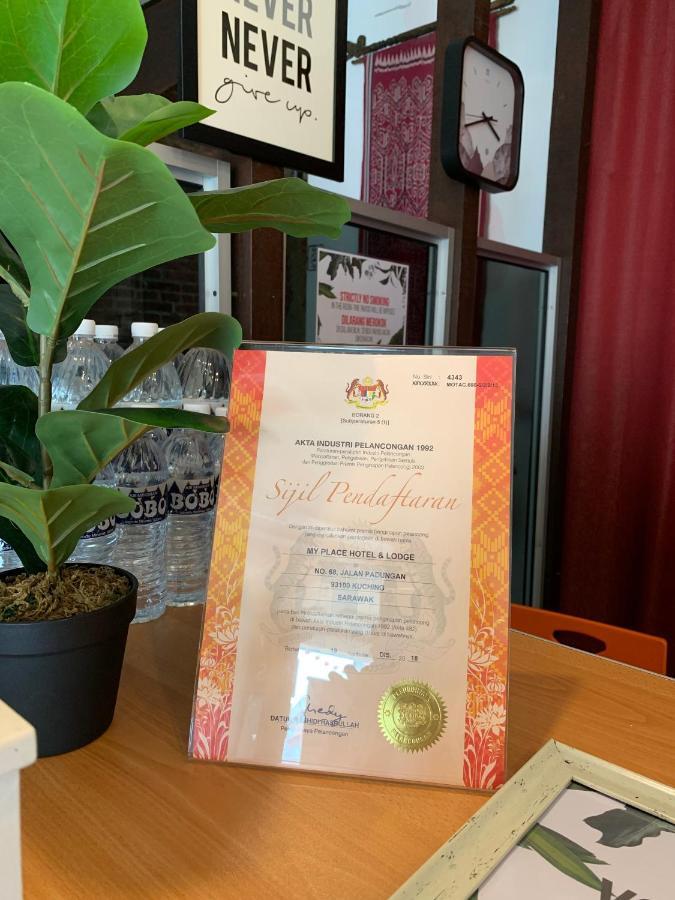 My Place Hotel & Lodge Kuching Ngoại thất bức ảnh